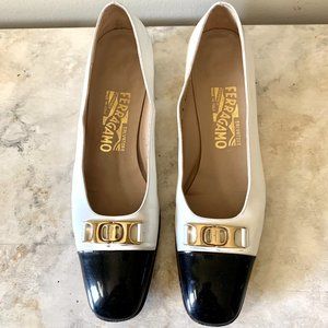 Salvatore Ferragamo Black & White Spectator Low Pumps Gold Clasp 8AAAA